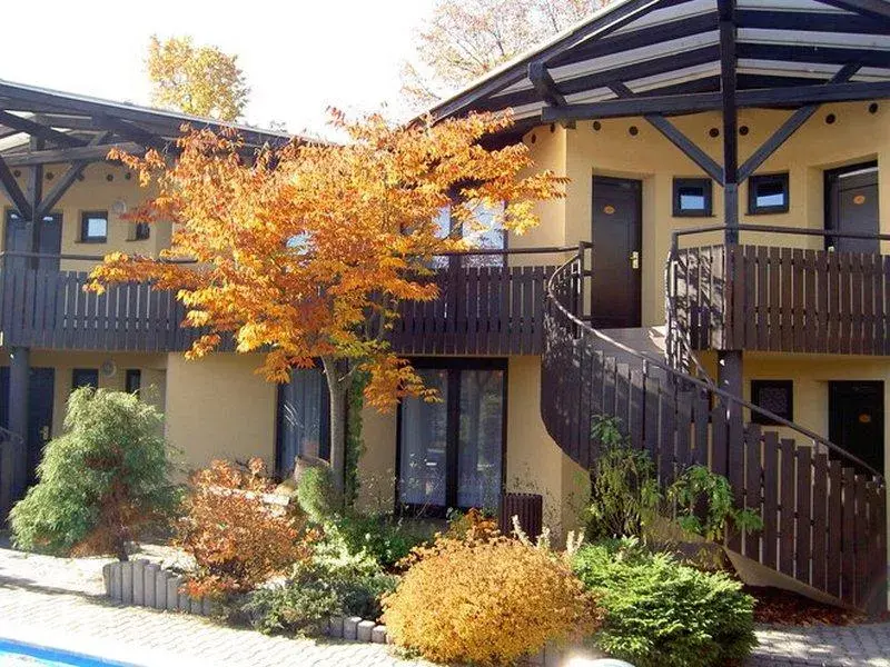 Hotel Safari Lodge, Dvůr Králové nad Labem Dvůr Králové nad Labem